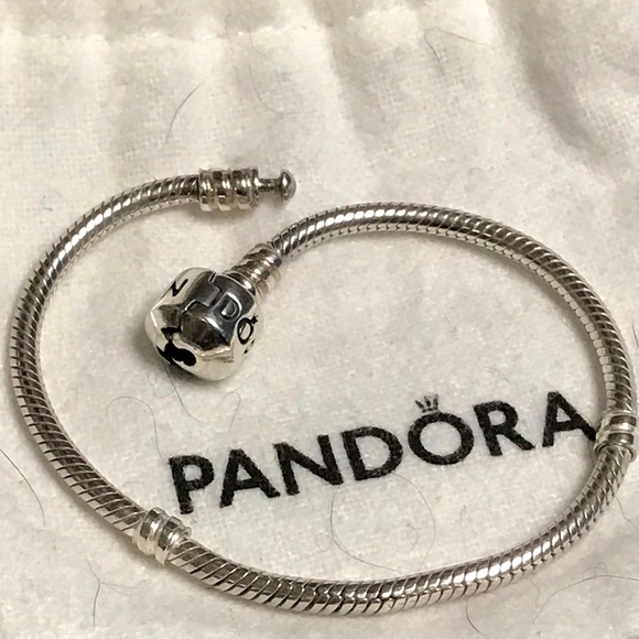 Classic Pandora Bracelet 6.75 inches long. - Picture 1 of 3